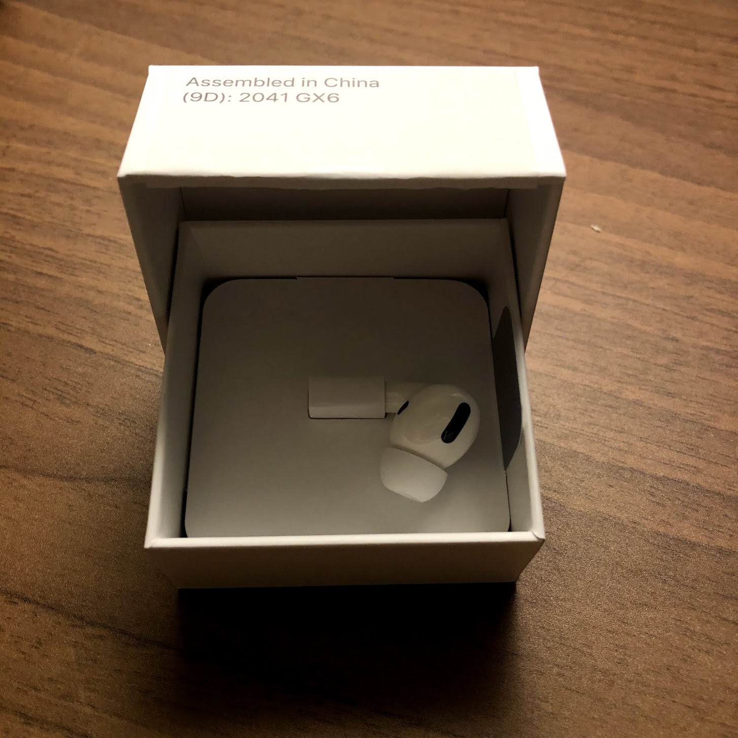 AirPods 在宅自己修理 左側