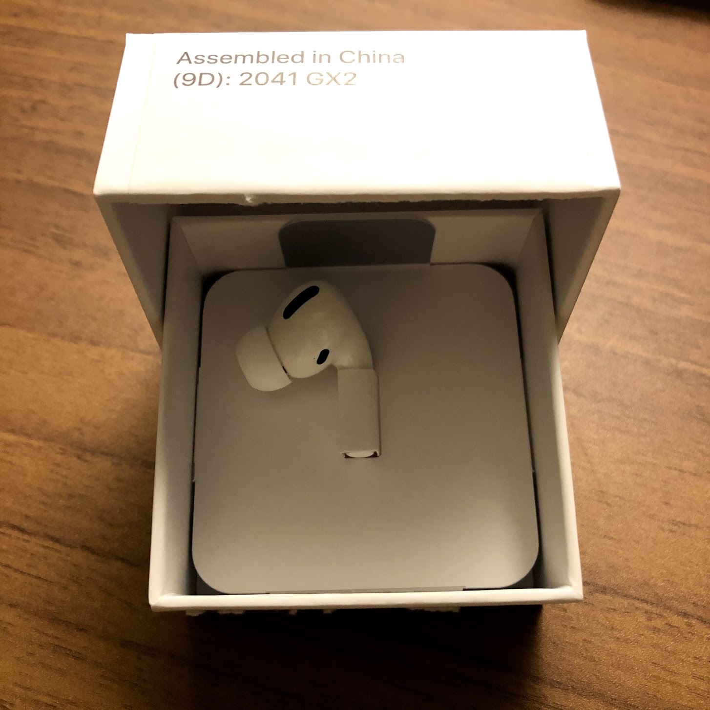 AirPods 在宅自己修理 右側
